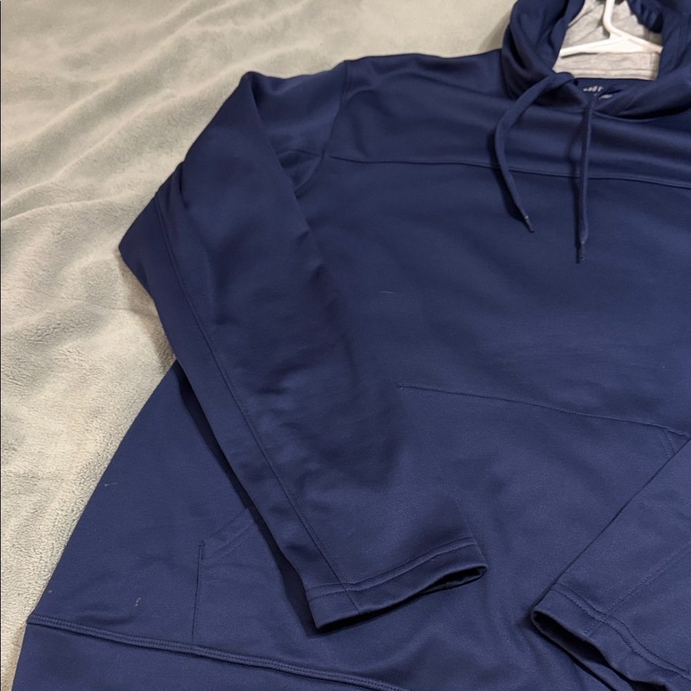 BCG Navy Men's Hoodie: EXCELLENT CONDITION - Picture 5 of 5